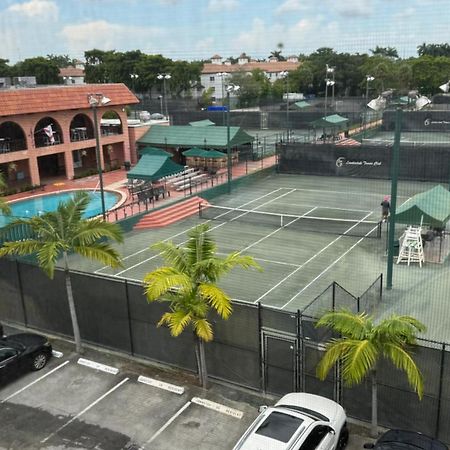 Fort Lauderdale Elegant Room Rental With Private Bath And Entrance Екстериор снимка