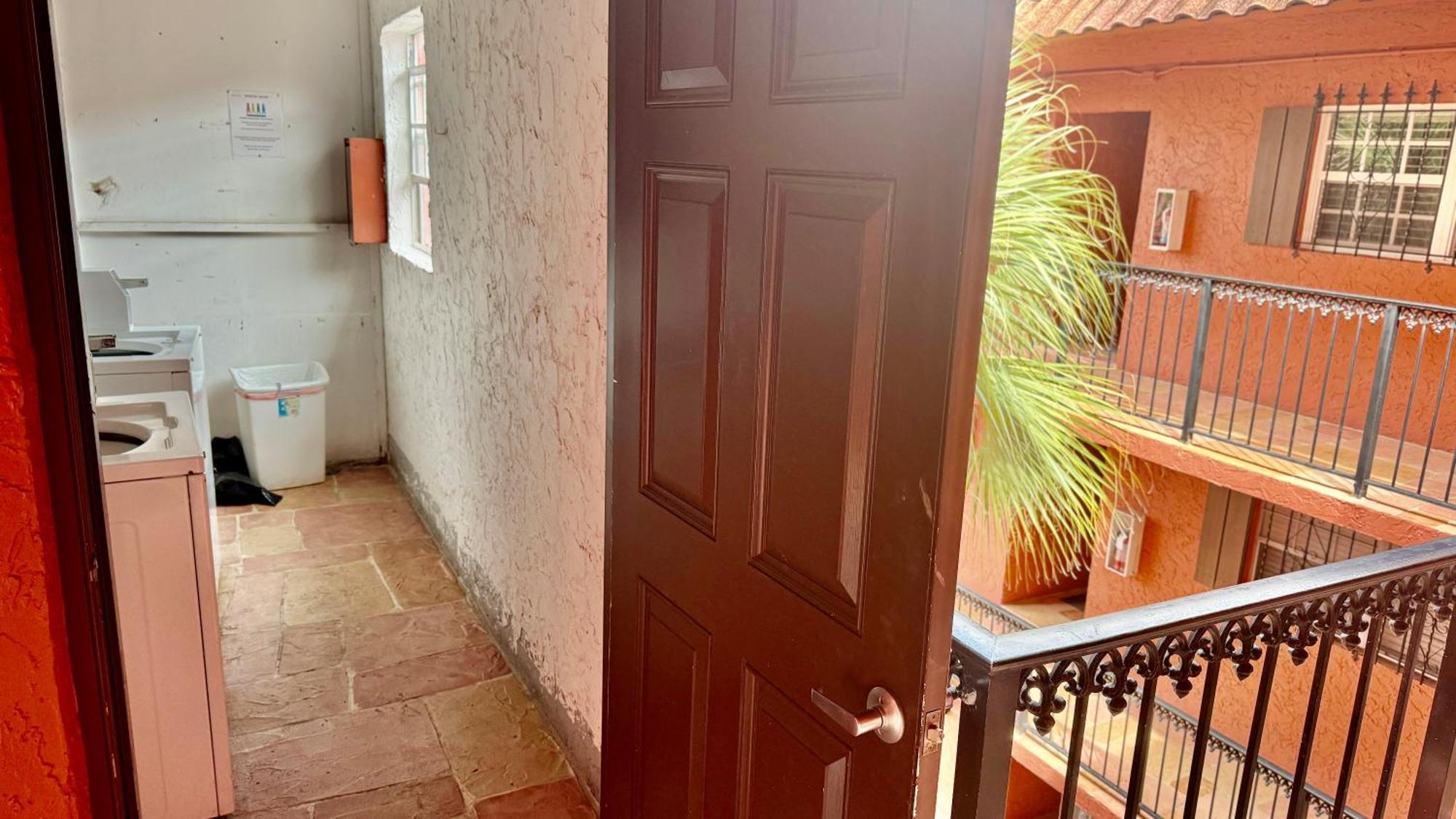 Fort Lauderdale Elegant Room Rental With Private Bath And Entrance Екстериор снимка